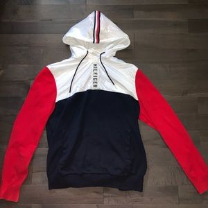 Men’s tommy hillfiger hoodie